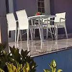 Bay Apartamento Pefkari