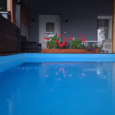Apartment Bay