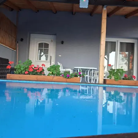 Bay Apartment Pefkari