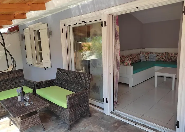 Bay Apartament Pefkari