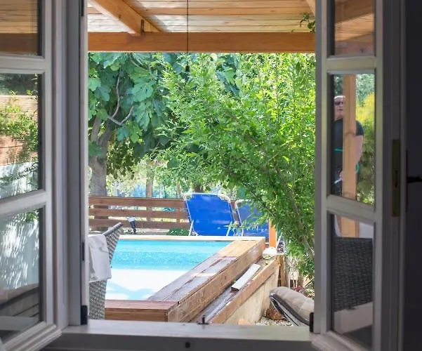 Bay Apartament Pefkari