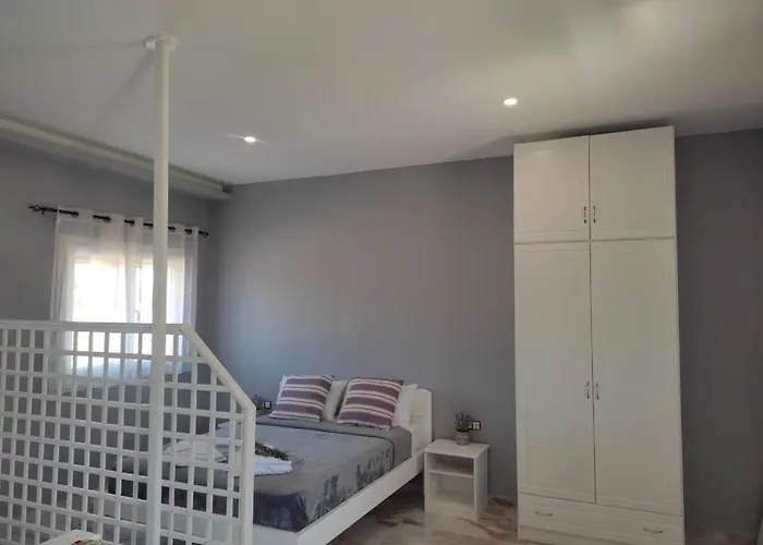 Apartament Bay Pefkari